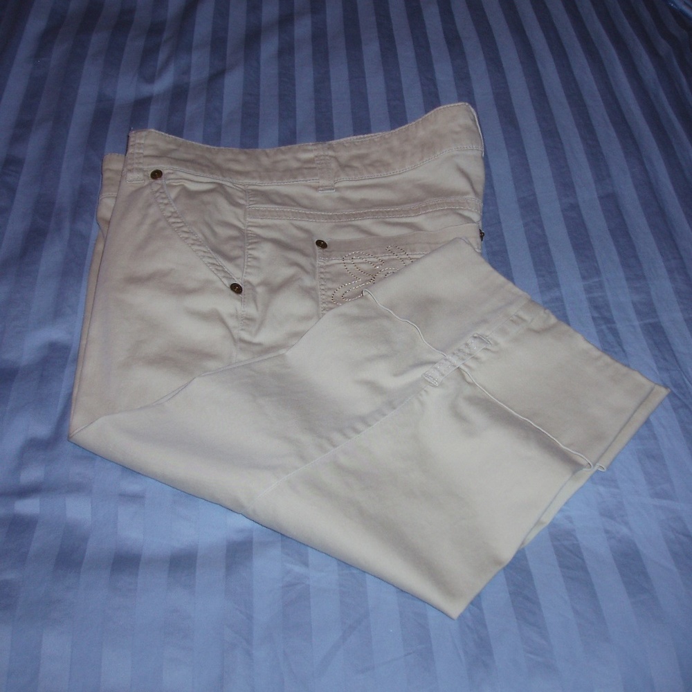 Eckored Khaki Capri's Size 7 Juniors
